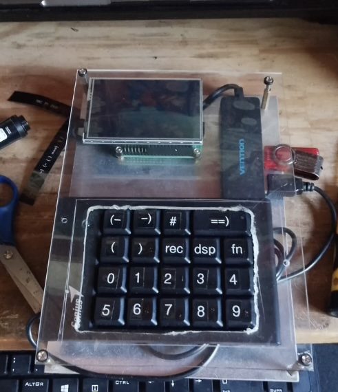 Sampler de video r_e_c_u_r con Raspberry Pi